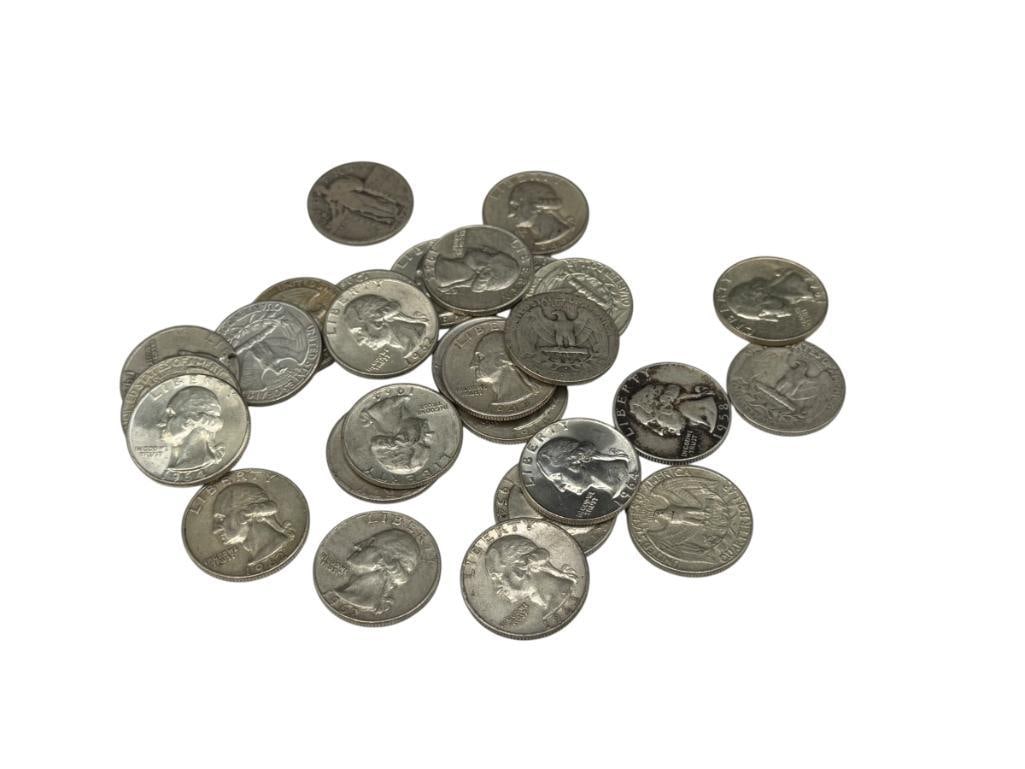 27 ASSORTED U.S. WASHINGTON 90% SILVER QUARTERS AND A 1928 U.S. STANDING LIBERTY 90% SILVER QUARTER (1 of 9)