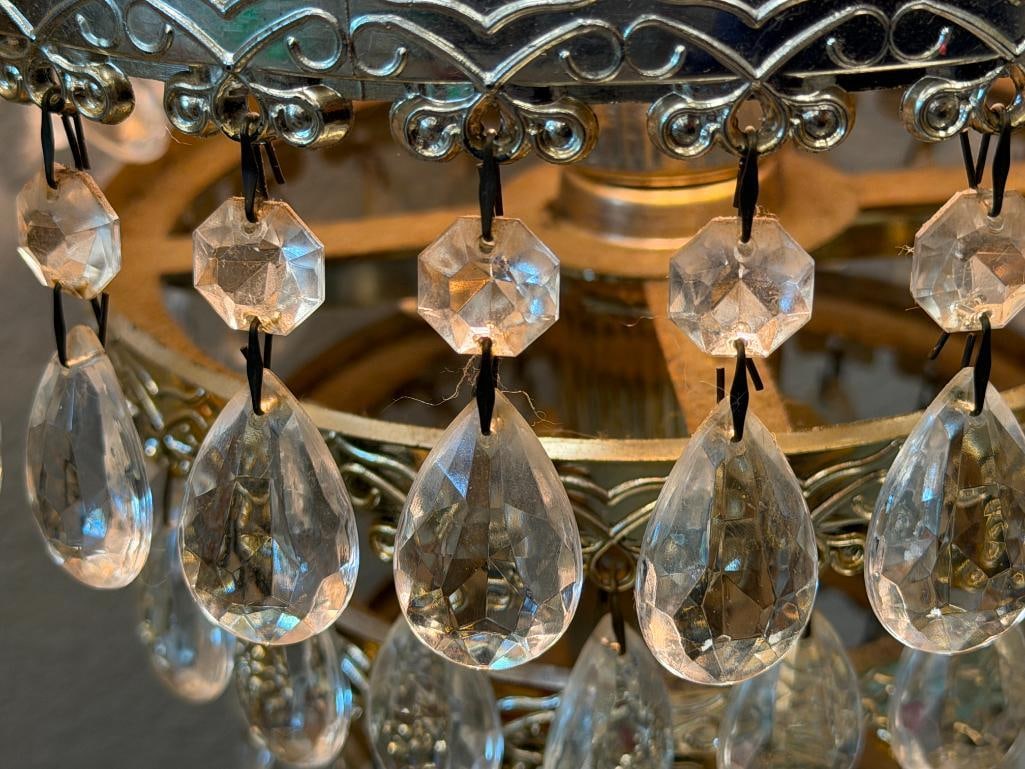 VINTAGE MICHELOTTI 4-TIER CRYSTAL TEAR DROP BUDOIR / PARLOR LAMP MADE IN HOLLAND CIRCA 1950'S - 4