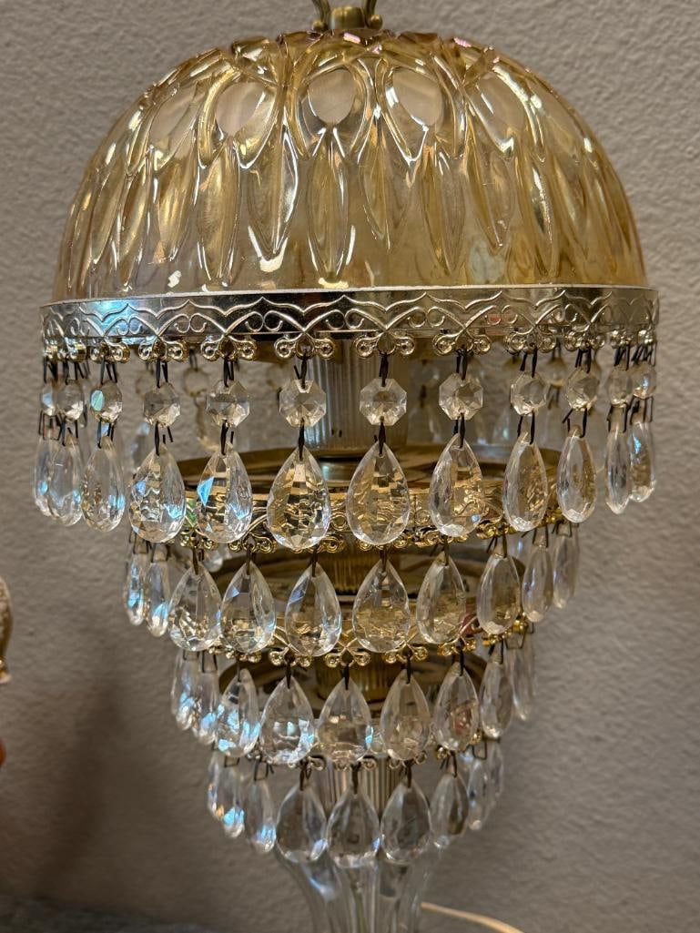 VINTAGE MICHELOTTI 4-TIER CRYSTAL TEAR DROP BUDOIR / PARLOR LAMP MADE IN HOLLAND CIRCA 1950'S - 8