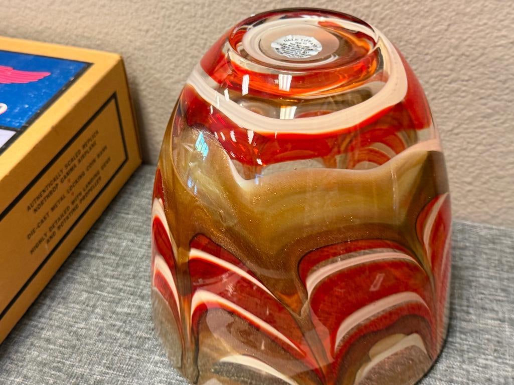 DALE TIFFANY HAND BLOWN ART GLASS VASE - 4