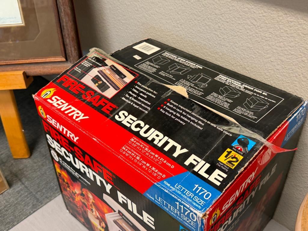 SENTRY 1170 LETTER SIZE FIRE-SAFE SECURITY FILE NEW OLD STOCK - 5
