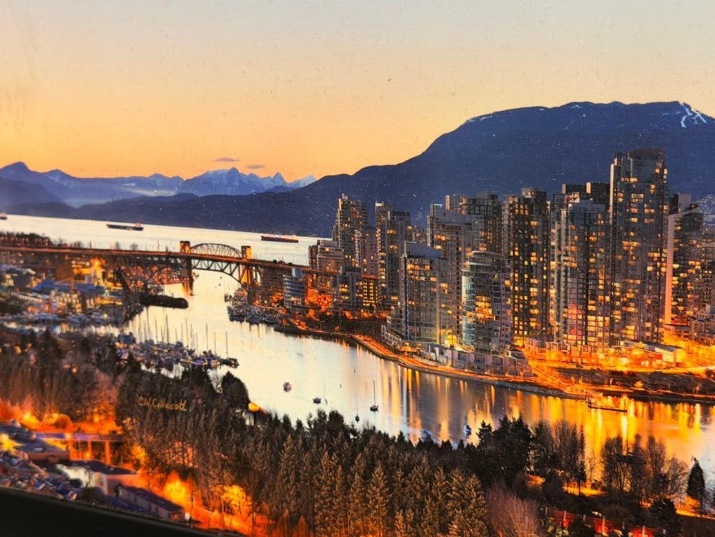 PANORAMIC WALL ART OF AN EVENING SKYLINE VIEW OF VANCOUVER, BRITISH COLUMBIA, CANADA - 4