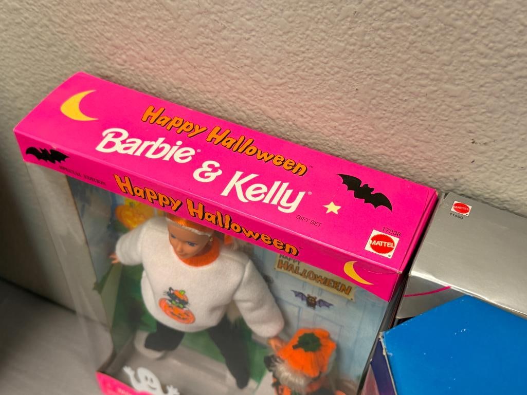 FOUR BARBIE DOLL ENSEMBLES 35TH ANNIVERSARY, HAPPY HALLOWEEN BARBIE & KELLY, THE LITTLE MERMAID - 12