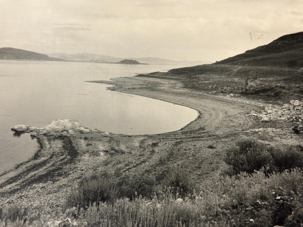 20TH CENTURY BLACK AND WHITE PHOTOGRAPHS OF NEVADA LANDSCAPES SIERRA NEVADAS AND PYRAMID LAKE - 8