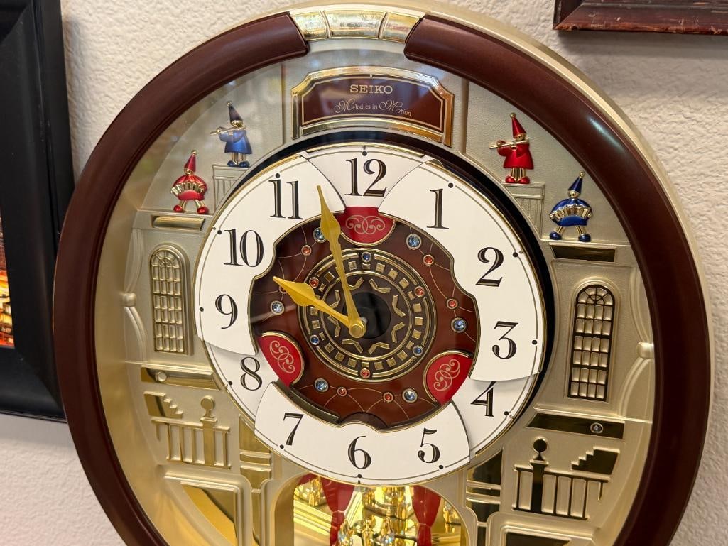 SEIKO MELODIES IN MOTION SPECIAL COLLECTORS EDITION ANIMATED WALL CLOCK 2015 QXM554BRH - 2