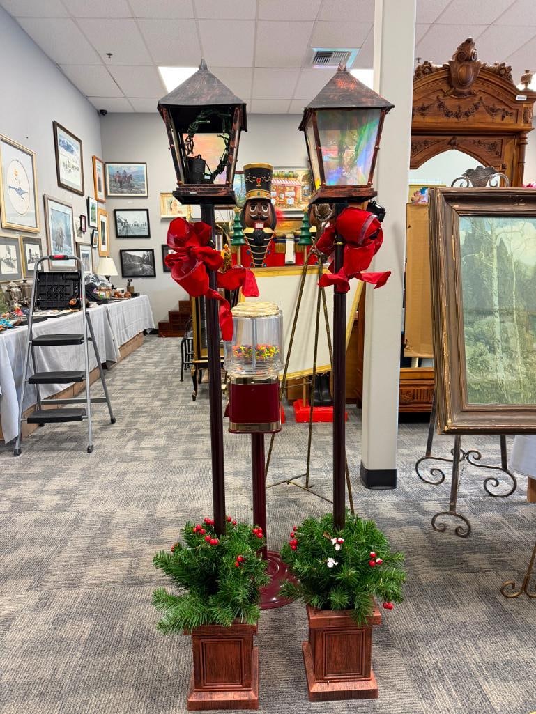 PAIR OF DECORATIVE HOLIDAY LAMP POST FEATURES WITH GREENERY - 2