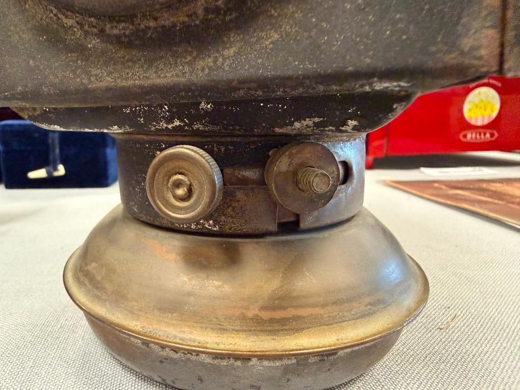 CIRCA 1910 FORD MODEL 115 REAR / SIDE KEROSENE LAMP MADE BY THE JNO. W. BROWNING MFG. CO. - 9