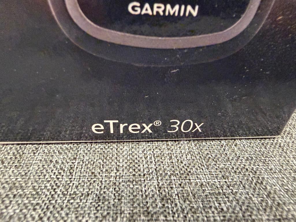 GARMIN ETREX 30X RUGGED HANDHELD GPS NAVIGATOR - DISCONTINUED - 3