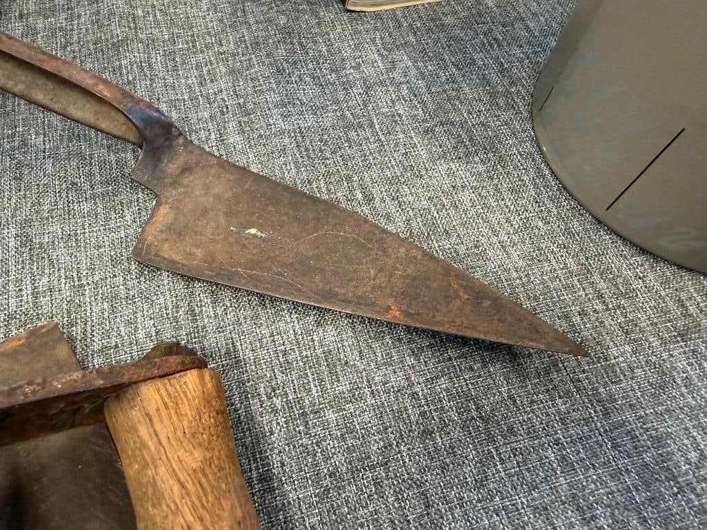 20TH CENTURY FARMING TOOLS HAY HOOKS, DEHORNING CLIPPERS, SHEARS, AND OIL CAN - 13