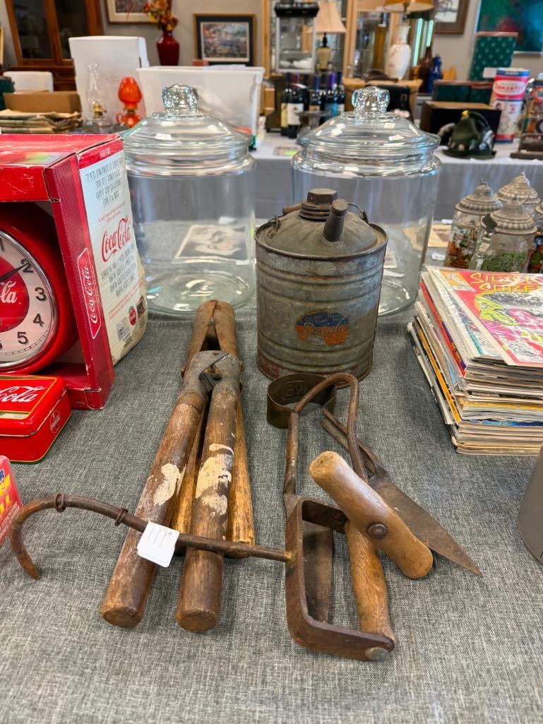 20TH CENTURY FARMING TOOLS HAY HOOKS, DEHORNING CLIPPERS, SHEARS, AND OIL CAN - 3