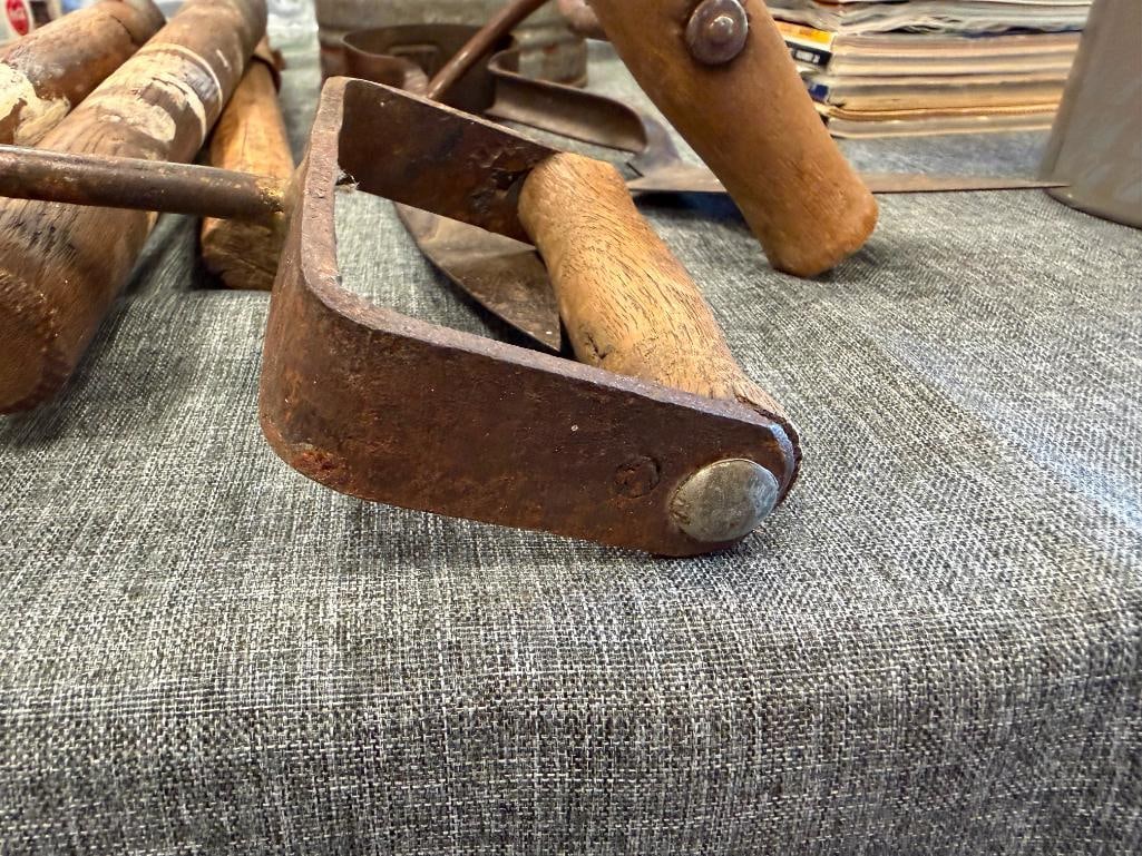 20TH CENTURY FARMING TOOLS HAY HOOKS, DEHORNING CLIPPERS, SHEARS, AND OIL CAN - 5