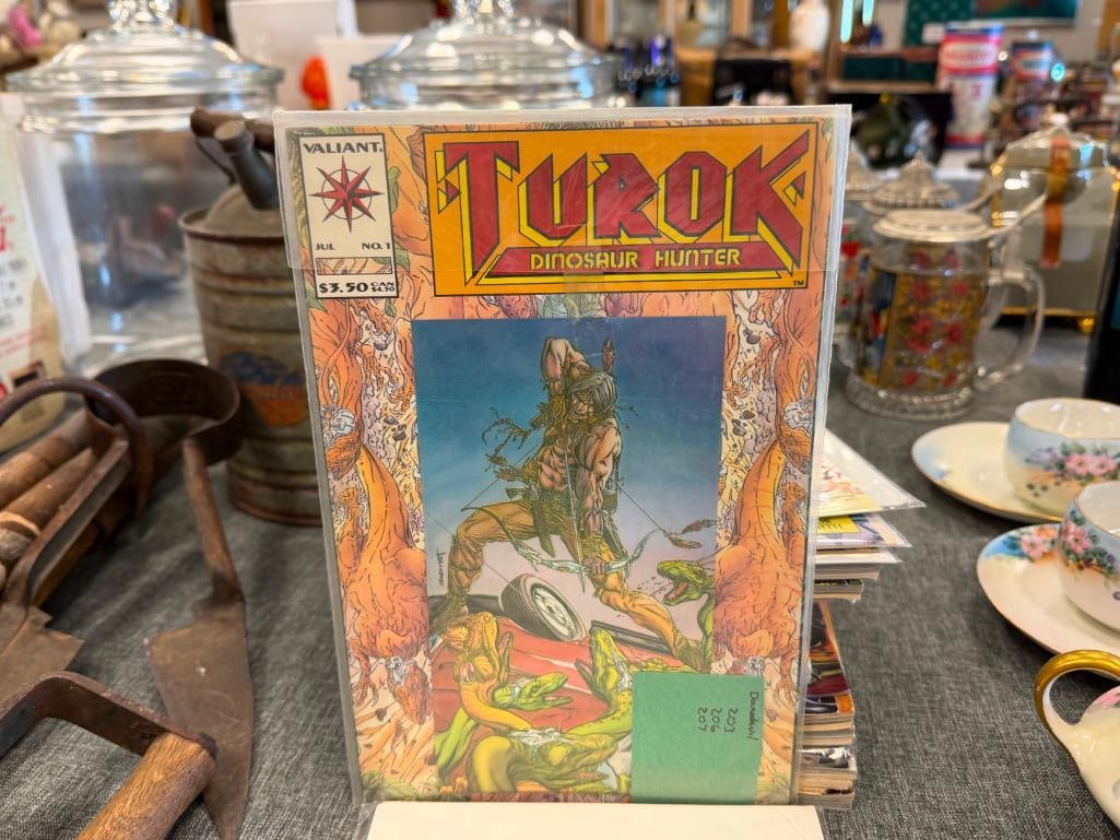 OVER 20 PLUS ASSORTED COMIC BOKS MAINLY MARVEL COMICS SILVER SURFER, X-MEN, BLOODLINES, WIZARD - 8