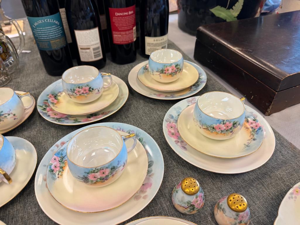 THOMAS / J&C BAVARIA GERMAN CHINA HAND PAINTED FLORAL DESIGN WITH GILT ACCENTS - 13