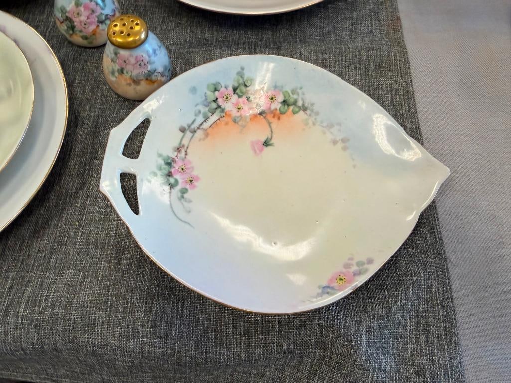 THOMAS / J&C BAVARIA GERMAN CHINA HAND PAINTED FLORAL DESIGN WITH GILT ACCENTS - 5