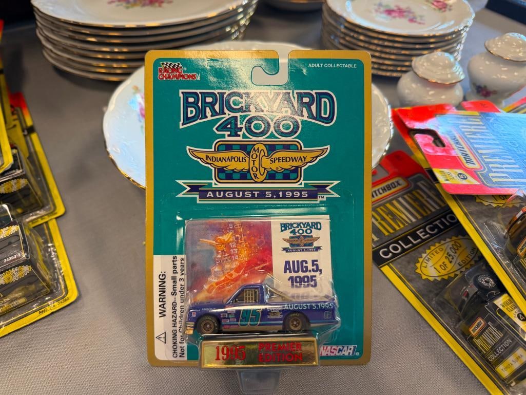 1990'S MATCHBOX HOT AUGUST NIGHTS AND PREMIERE COLLECTION 1/64 DIE-CAST TOY COLLECTOR CARS - 17