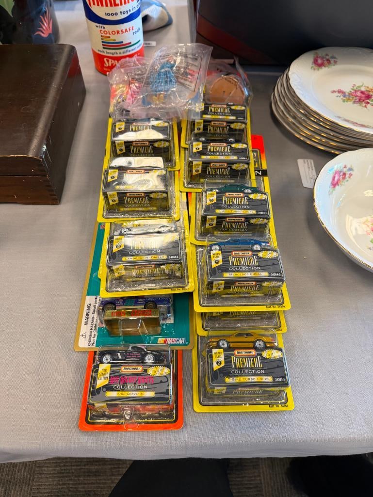 1990'S MATCHBOX HOT AUGUST NIGHTS AND PREMIERE COLLECTION 1/64 DIE-CAST TOY COLLECTOR CARS - 2