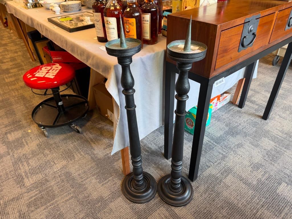 PAIR OF BLACK FINISHED FLOOR PRICKET CANDLE HOLDERS CLASSIC TURNED DESIGN - 2