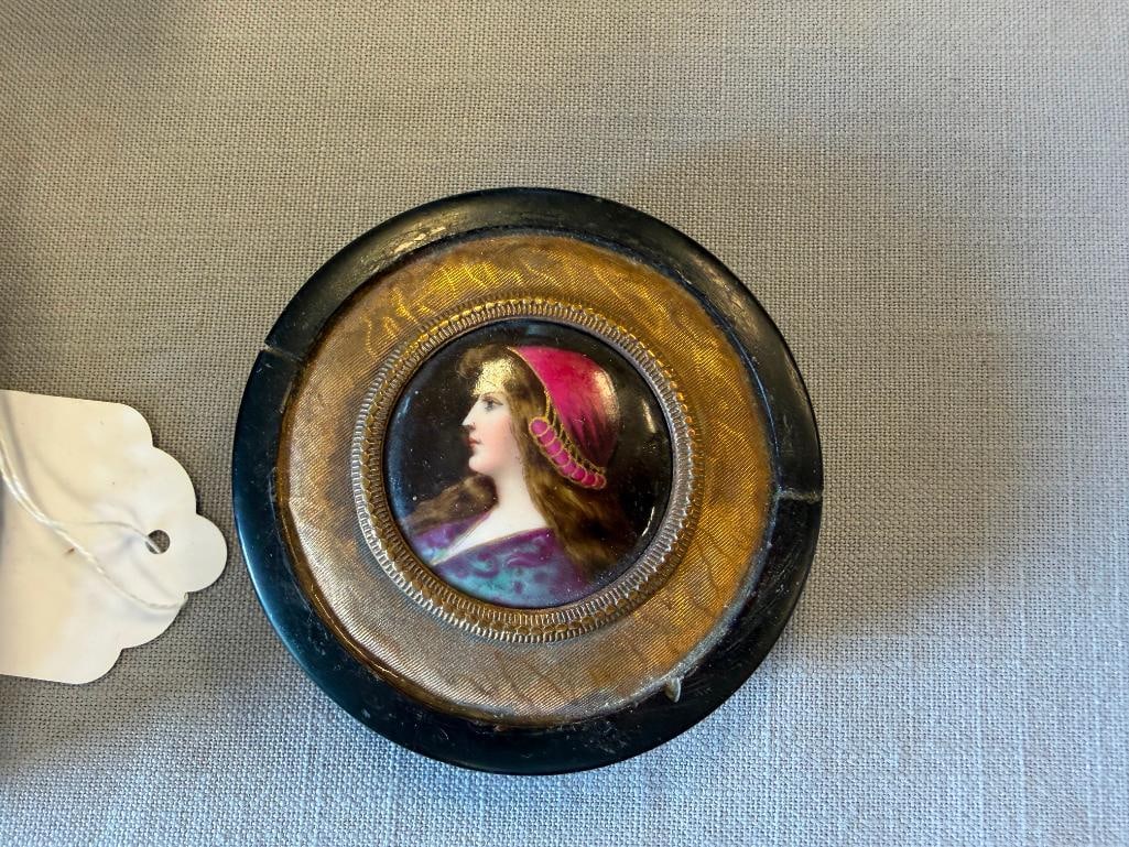 REPLICA GEORGE WASHINGTON WINE BOTTLE COASTER AND ANTIQUE TURTLE SHELL PORTRAIT TRINKET BOX - 10