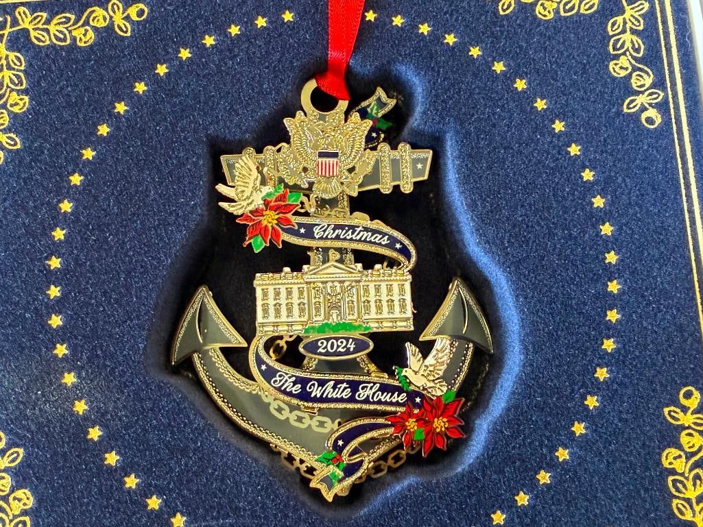 2024 THE WHITE HOUSE HISTORICAL ASSOCIATION CHRISTMAS ORNAMENT - 8