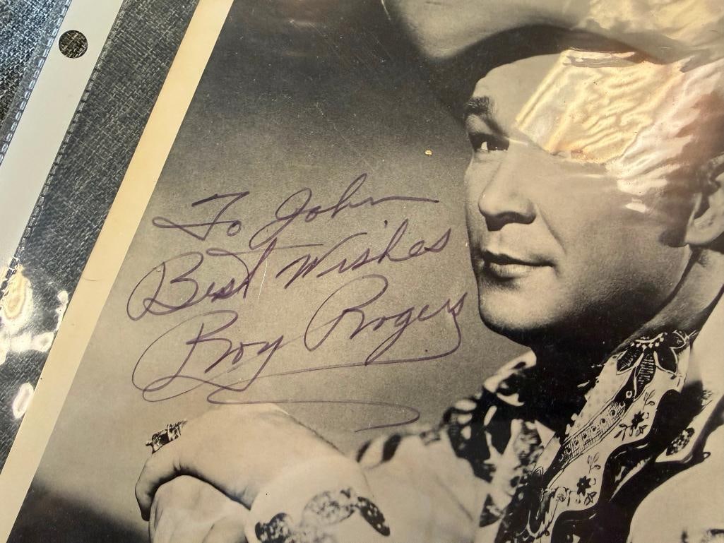 FAMOUS KING OF THE COWBOYS ROY ROGERS AUTOGRAPHED BLACK AND WHITE PHOTOGRAPH - 5