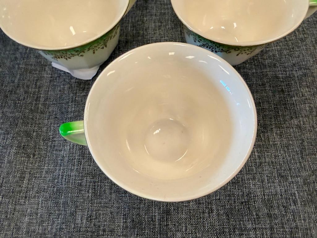 VINTAGE BROTHERHOOD OF OPERATIVE POTTERIES WINDSOR CHINA CO. VICTORIA PATTERN CHINA - 4