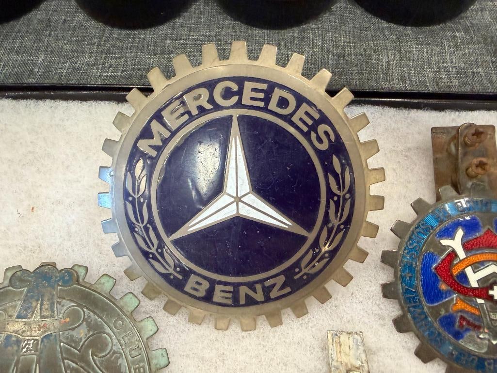 VINTAGE ENAMELED EUROPEAN CAR CLUB GRILL BADGES / EMBLEMS MERCEDES-BENZ, AUTOMOBILE CLUB DE L'ILE - 6
