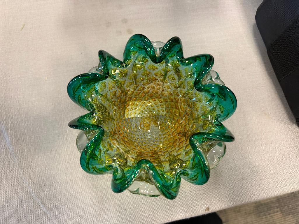 HAND BLOWN ART GLASS EMERALD GREEN BUBBLE GLASS BOWL WITH GOLD AND SILVER SHIMMER - 6