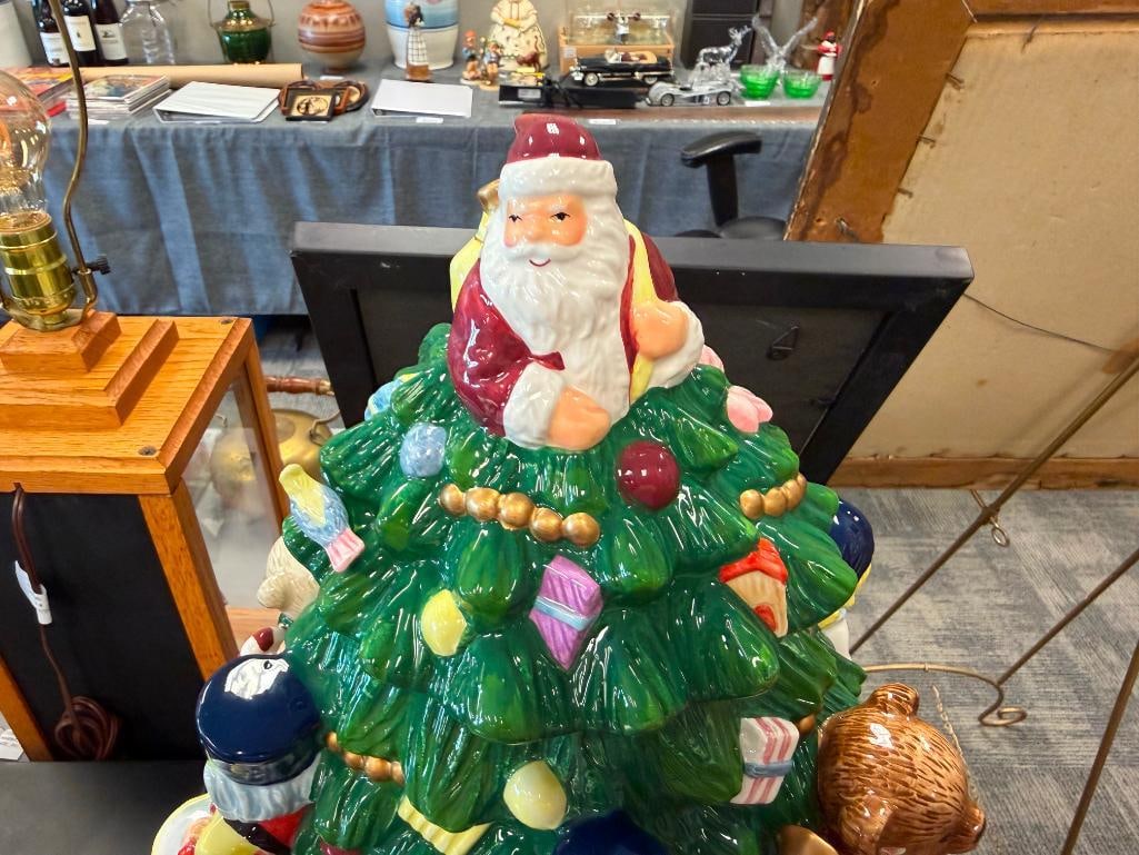 SPODE CHRISTMAS TREE CERAMIC TOYS AROUND THE TREE COOKIE JAR WITH ORIGINAL BOX - 4