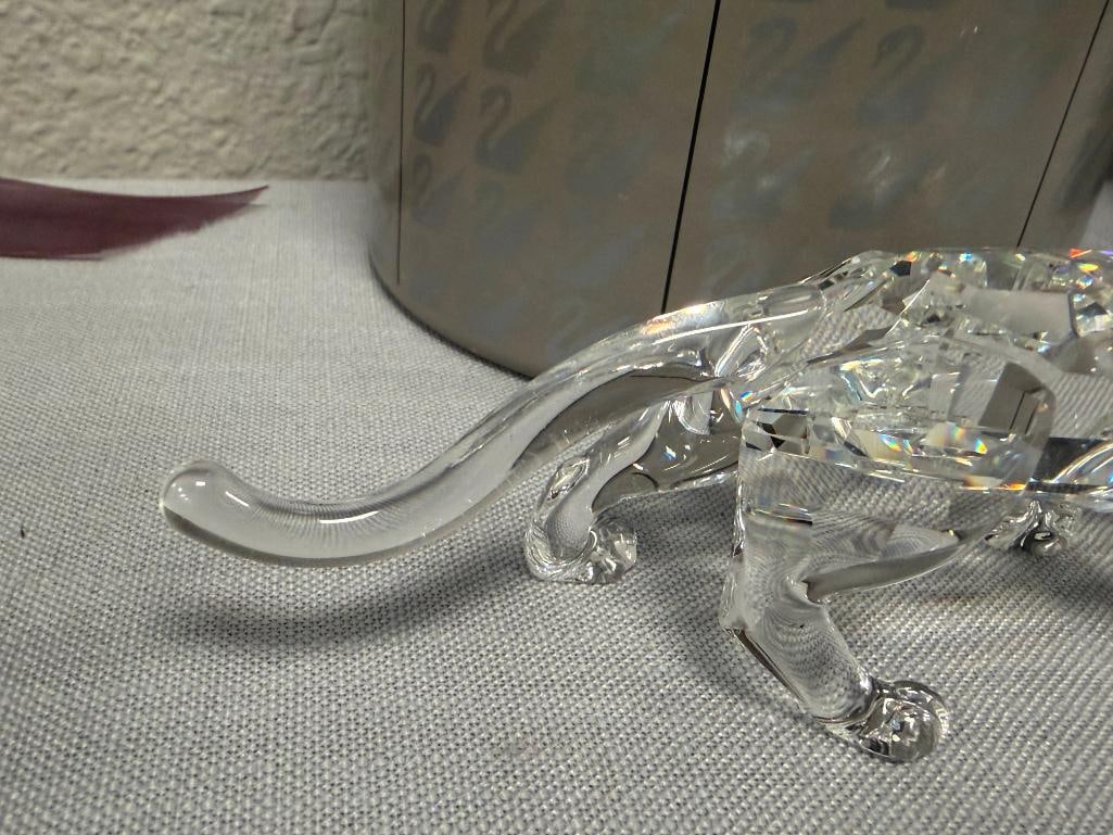 SWAROVSKI CRYSTAL MEDIUM LEOPARD FIGURINE DESIGNED BY MICHAEL STAMEY INTRODUCED IN 1994 - 10