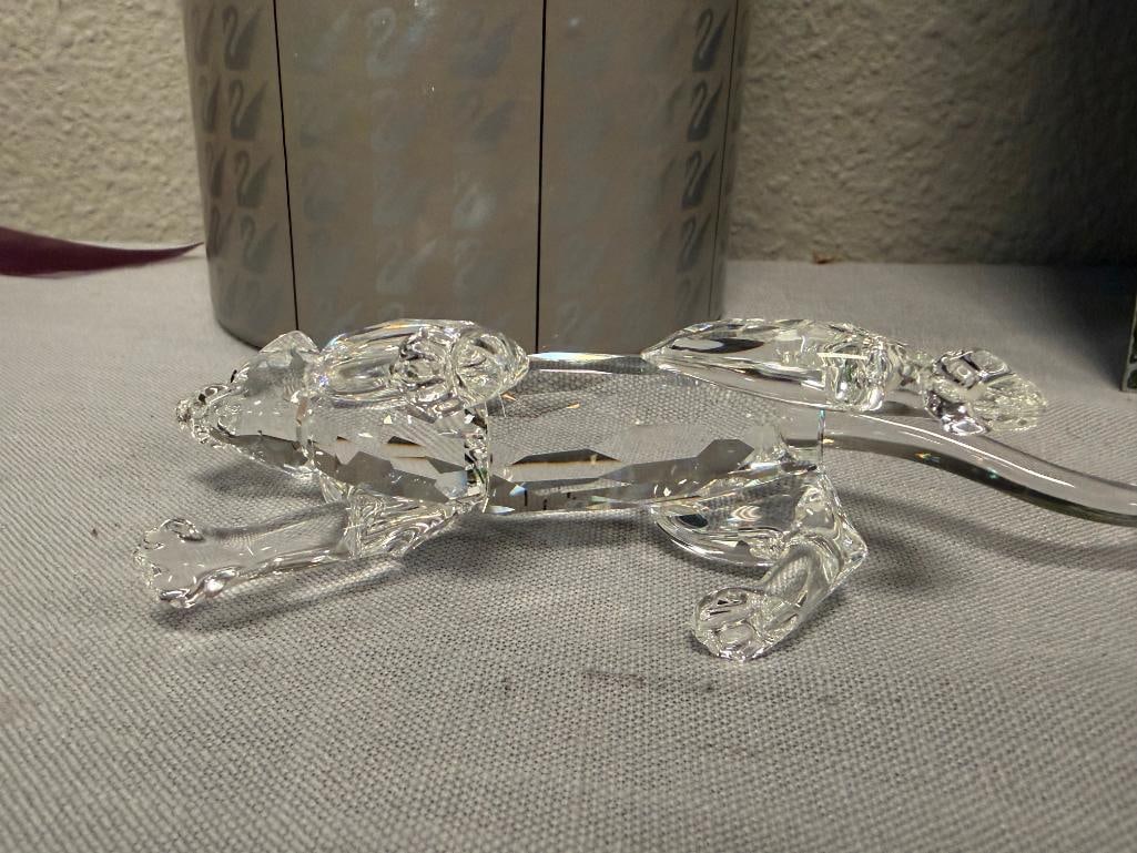 SWAROVSKI CRYSTAL MEDIUM LEOPARD FIGURINE DESIGNED BY MICHAEL STAMEY INTRODUCED IN 1994 - 14