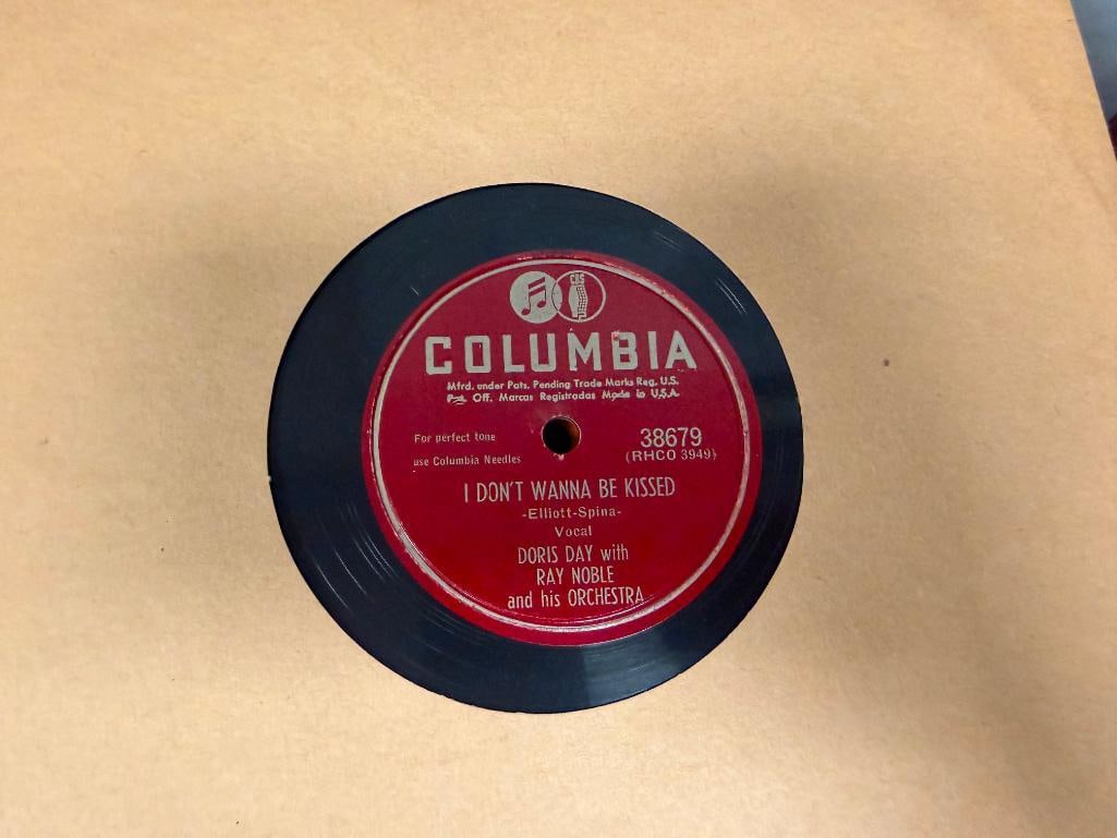 FOUR ALBUMS OF VINTAGE 78 RPM VINYL RECORDS DORIS DAY, BING CROSBY, MELTROME, ETC. - 4