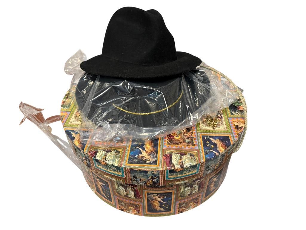 TWO U.S. MADE WOMEN'S 100% WOOL FASHION HATS ONE MADE BY GEO. W. BOLLMAN & CO. INC. (1 of 9)