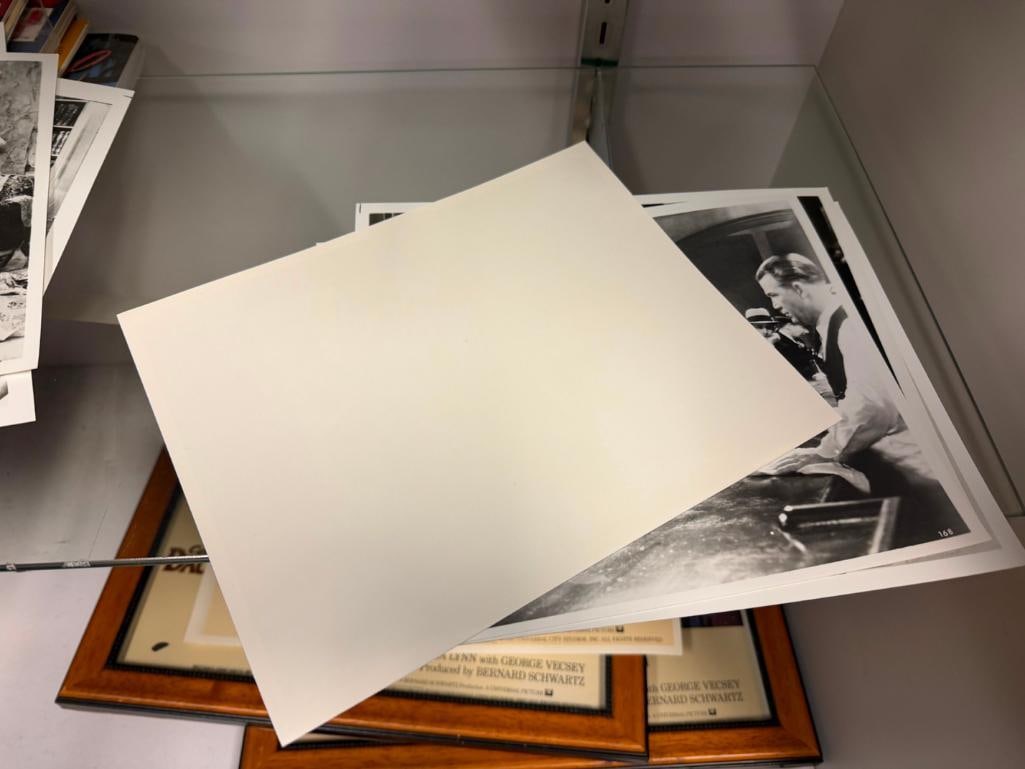 10 VINTAGE BLACK AND WHITE MOVILE FILM PHOTOGRAPHY REPRINTS INCLUDING KATHARINE HEPBURN - 8
