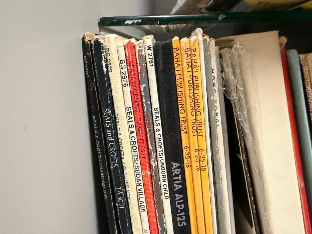 COLLECTIBLE 33 1/3 RPM LP VINYL RECORD ALBUMS INCLUDING EARTH, WIND, & FIRE, BILLY JOEL, BEETHOVEN - 3