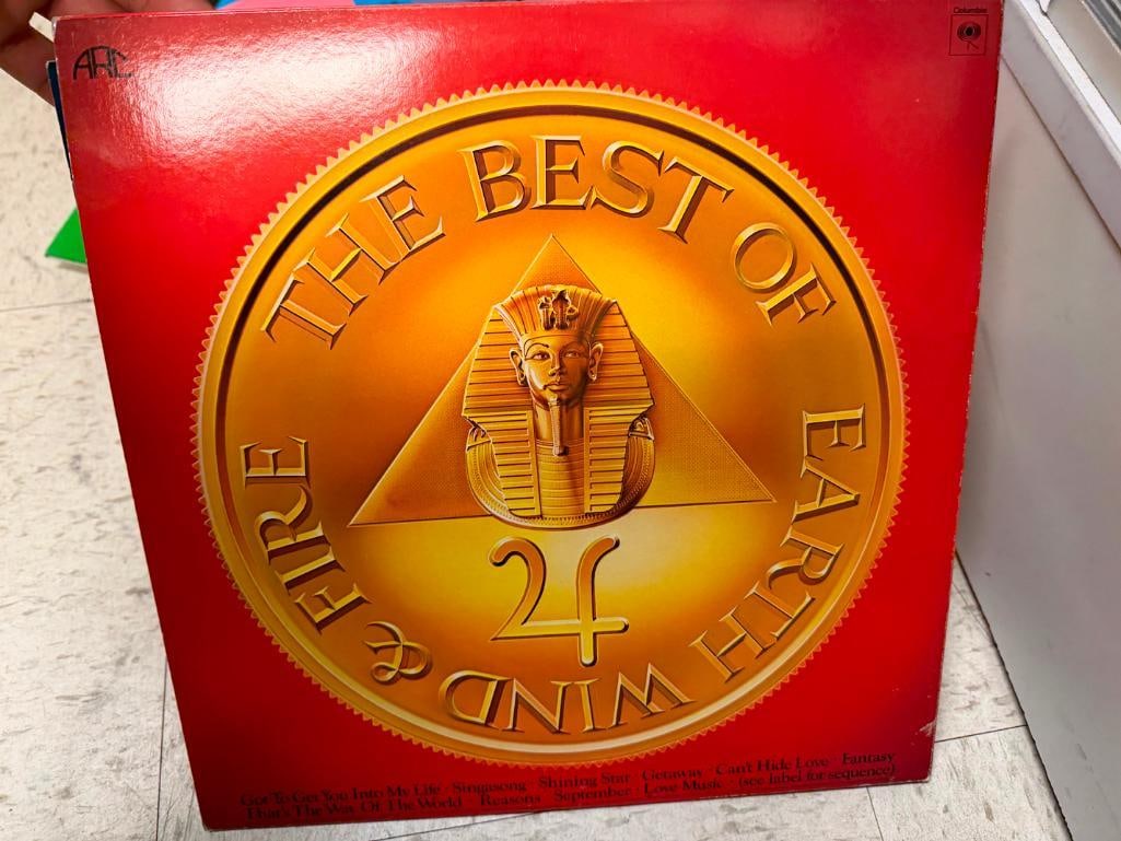 COLLECTIBLE 33 1/3 RPM LP VINYL RECORD ALBUMS INCLUDING EARTH, WIND, & FIRE, BILLY JOEL, BEETHOVEN - 7