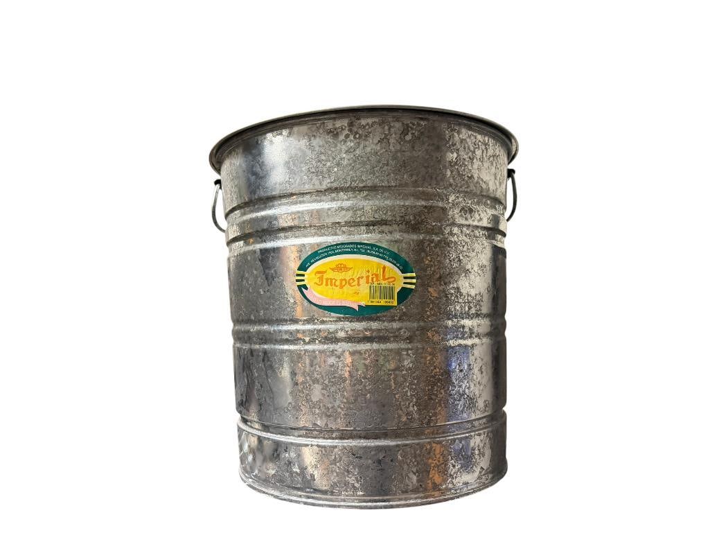 IMPERIAL GALVANIZED METAL ZINC BUCKET WITH LID: LABEL STILL INTACT, MADE IN MOTERREY, MEXICO, GOOD CONDITION, INCLUDES STRAINER LIKE INSERT 15" X 15" X 14"