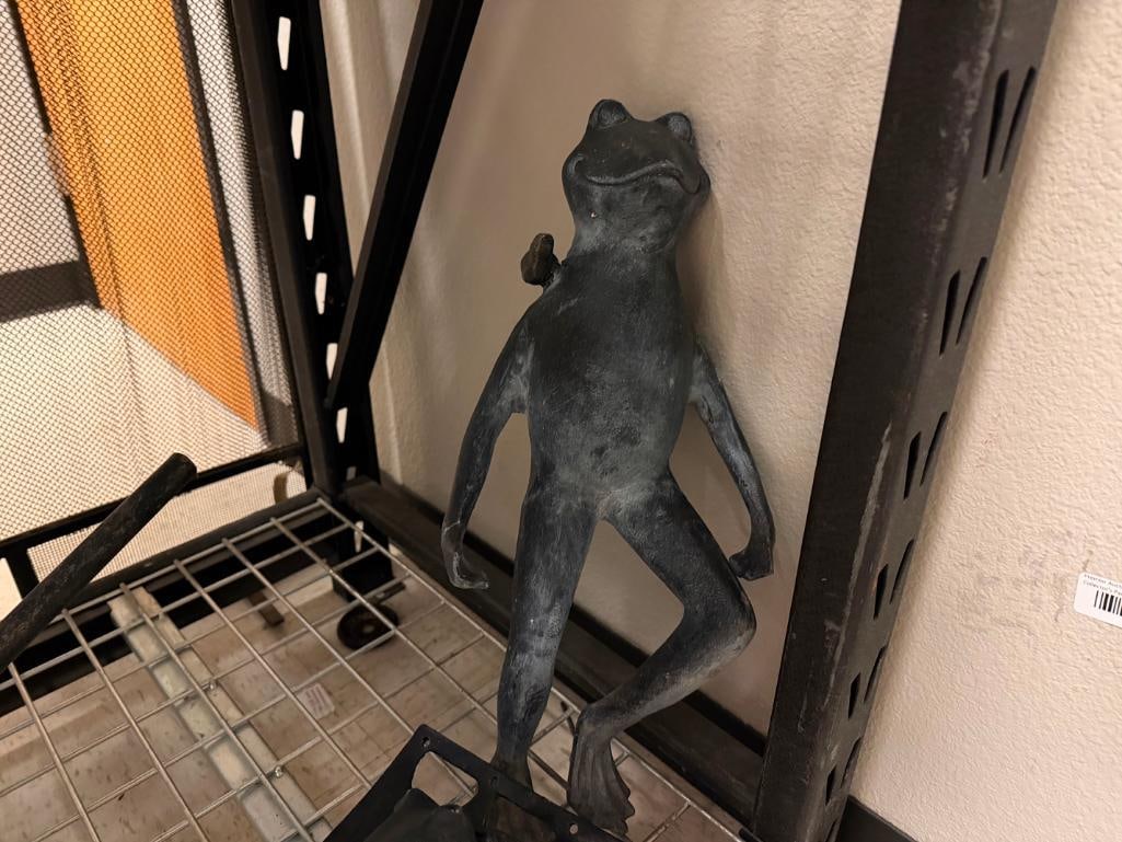 CAST ALUMINUM FIGURAL YARD ART FROG SCULPTURES INCLUDING SPI " FROG FRIENDS " - 17