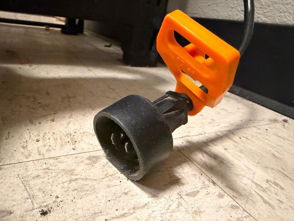 WORX MODEL WG509 CORDED ELECTRIC 12AMP 3-IN-1 YARD TOOL - 7