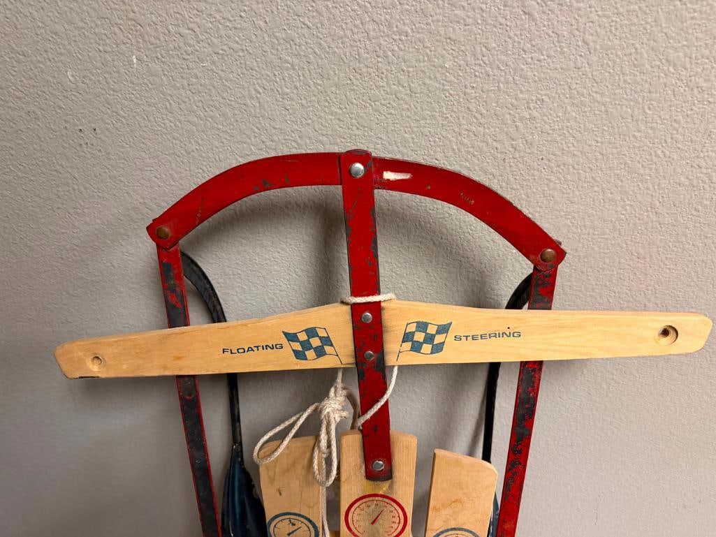 VINTAGE GLADDING CHAMPION FASTBACK SNOW SLED WITH FLOATING STEERING DESIGN - 4