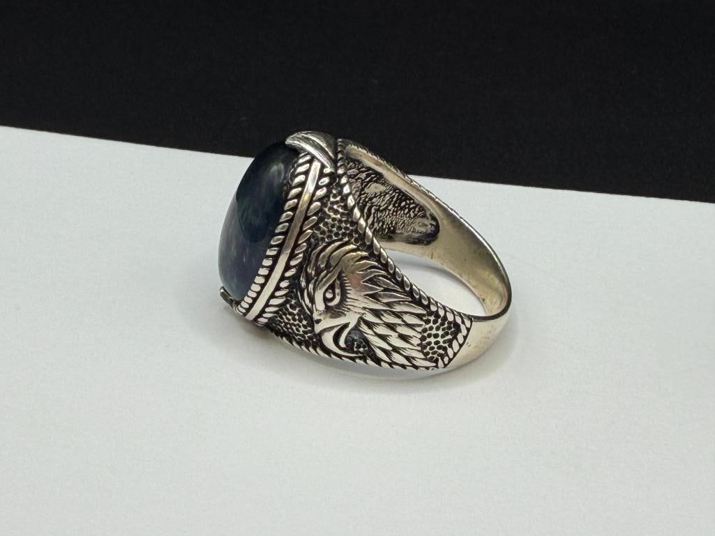 TWO MEN'S STERLING SILVER EAGLE MOTIF BLUE TIGER'S EYE CABOCHON RINGS - 3