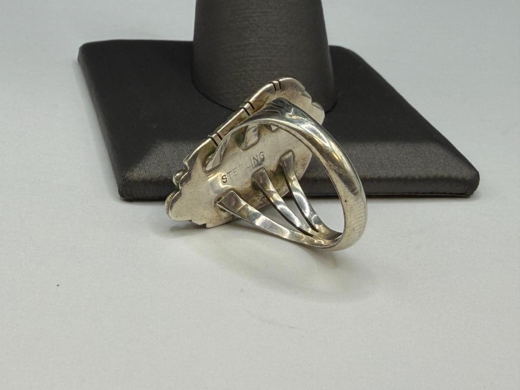 VINTAGE NAVAJO DESIGN STERLING SILVER TURQUOISE RING - 4