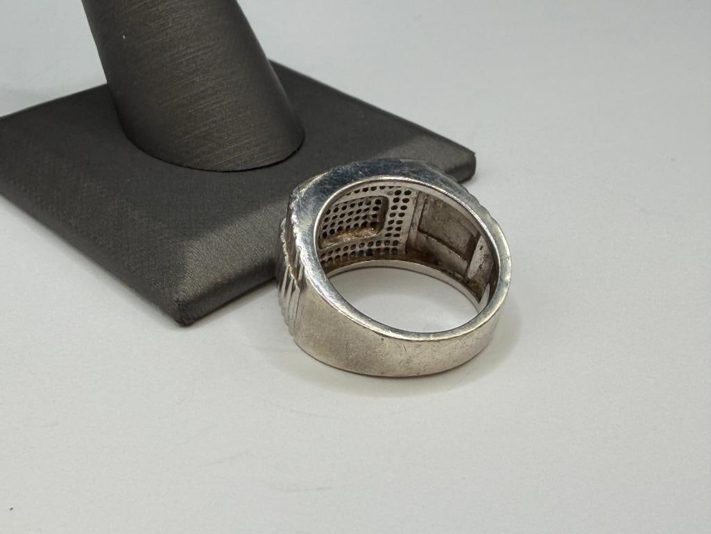 MEN'S GEM STONE KING MAKER SIGNED STERLING SILVER BLUE AND WHITE MOISSANITE RING - 4
