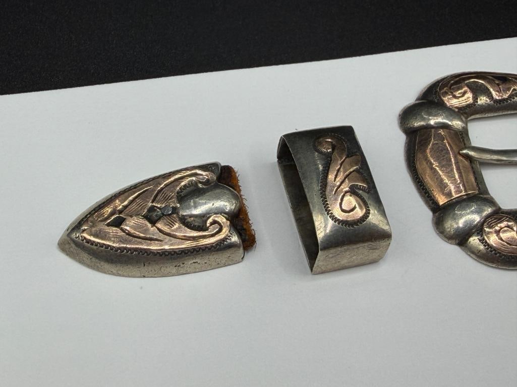 VINTAGE MEXICO MADE STERLING SILVER AND GOLD PLATED WESTERN MOTIF BELT BUCKLE SET - 3