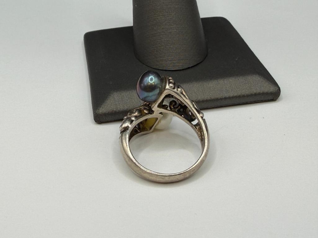 STERLING SILVER GREY AND WHITE PEARL BYPASS RING - 4