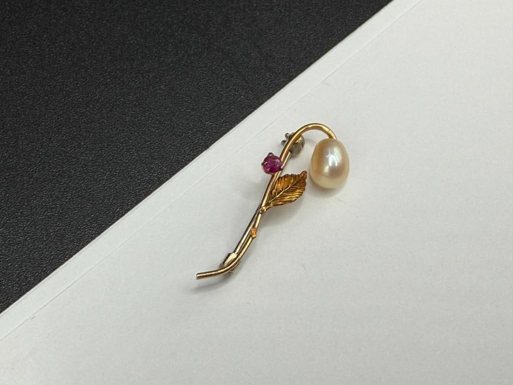 10K YELLOW GOLD PEARL AND ROUND CUT RUBY FLORAL DESIGN BROOCH - 2