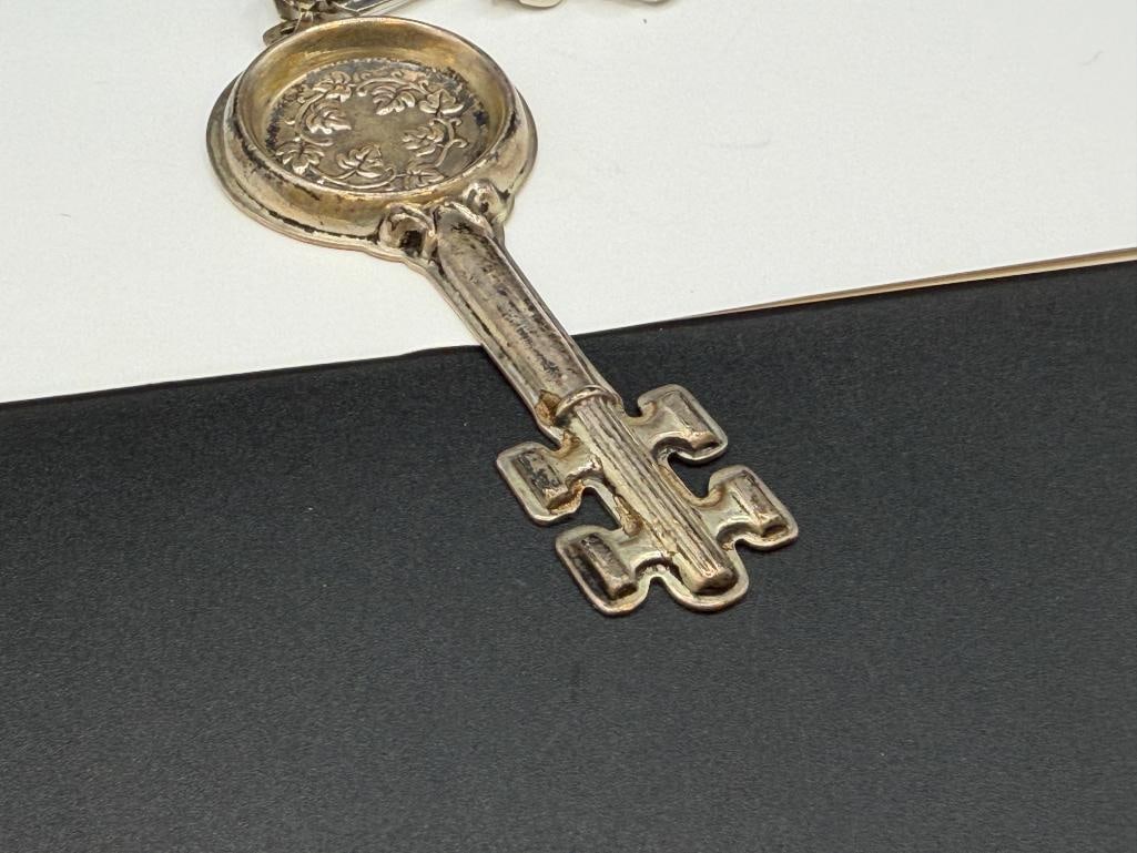 VINTAGE REED & BARTON STERLING SILVER " WINE TASTER'S KEY CIRCA 1880 " FIGURAL KEY PENDANT - 4