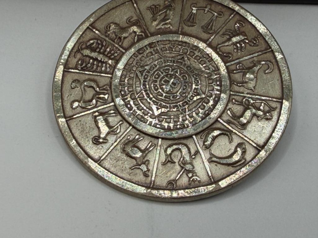 STERLING SILVER AZTEC CALENDER ZODIAC PENDANT ON SILVER TONED LINK NECKLACE - 3