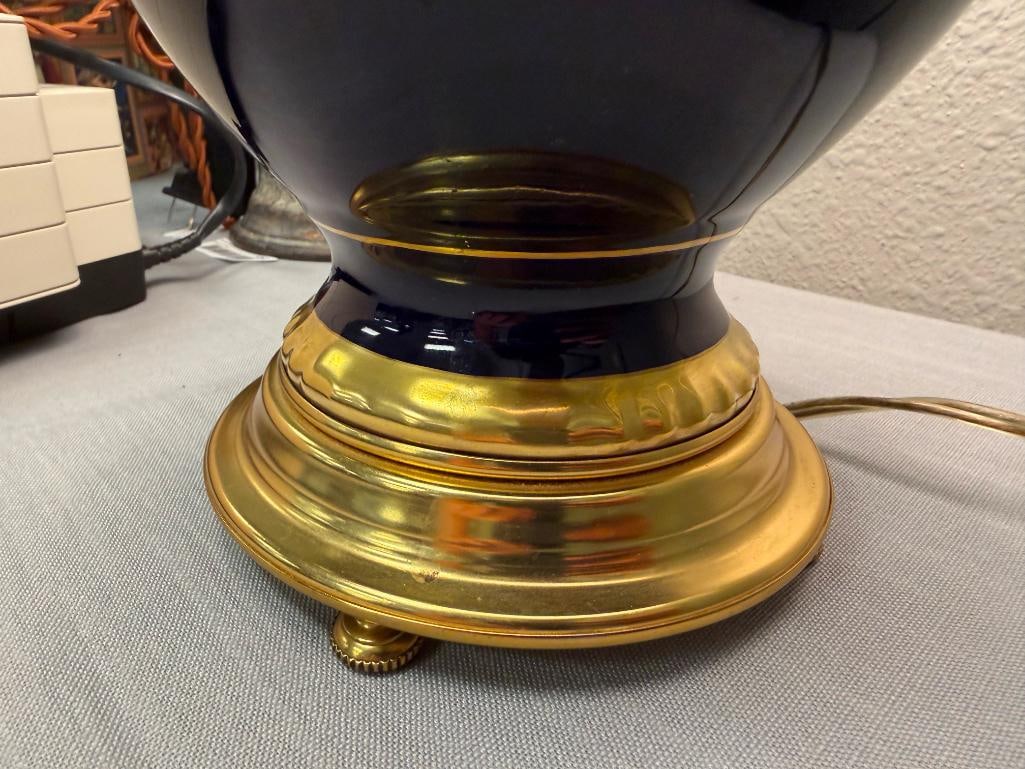 VINTAGE MARBRO LAMP CO. COBALT BLUE GLAZED PORCELAIN LAMP WITH GOLD AND SILVER ETCHED BAND - 3