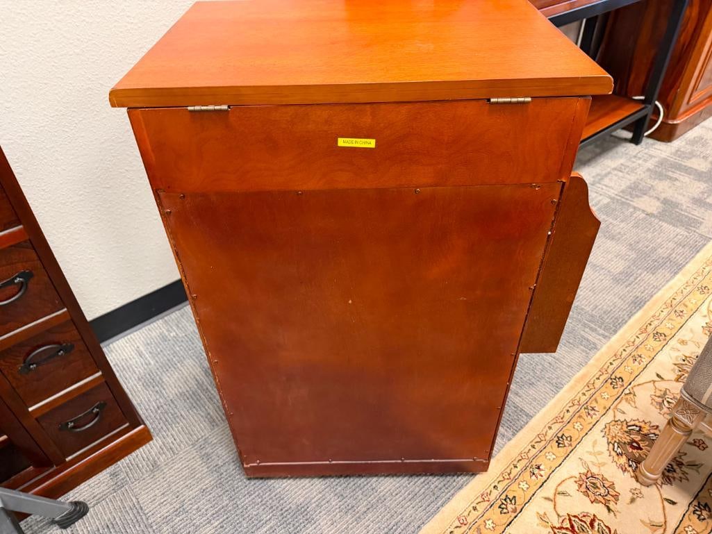CONTEMPORARY THREE-DRAWER ROLLING HOBBY / CRAFT CABINET - 7