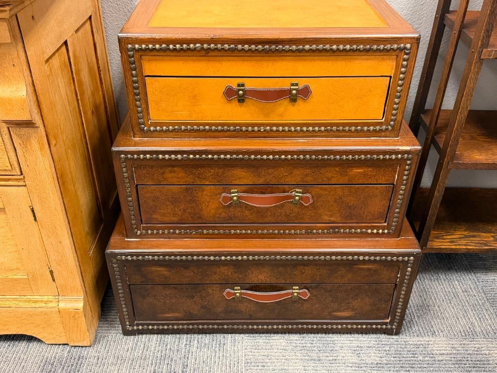 VINTAGE STYLED STACKED LUGGAGE SUITCASES ACCENT CHEST - 2